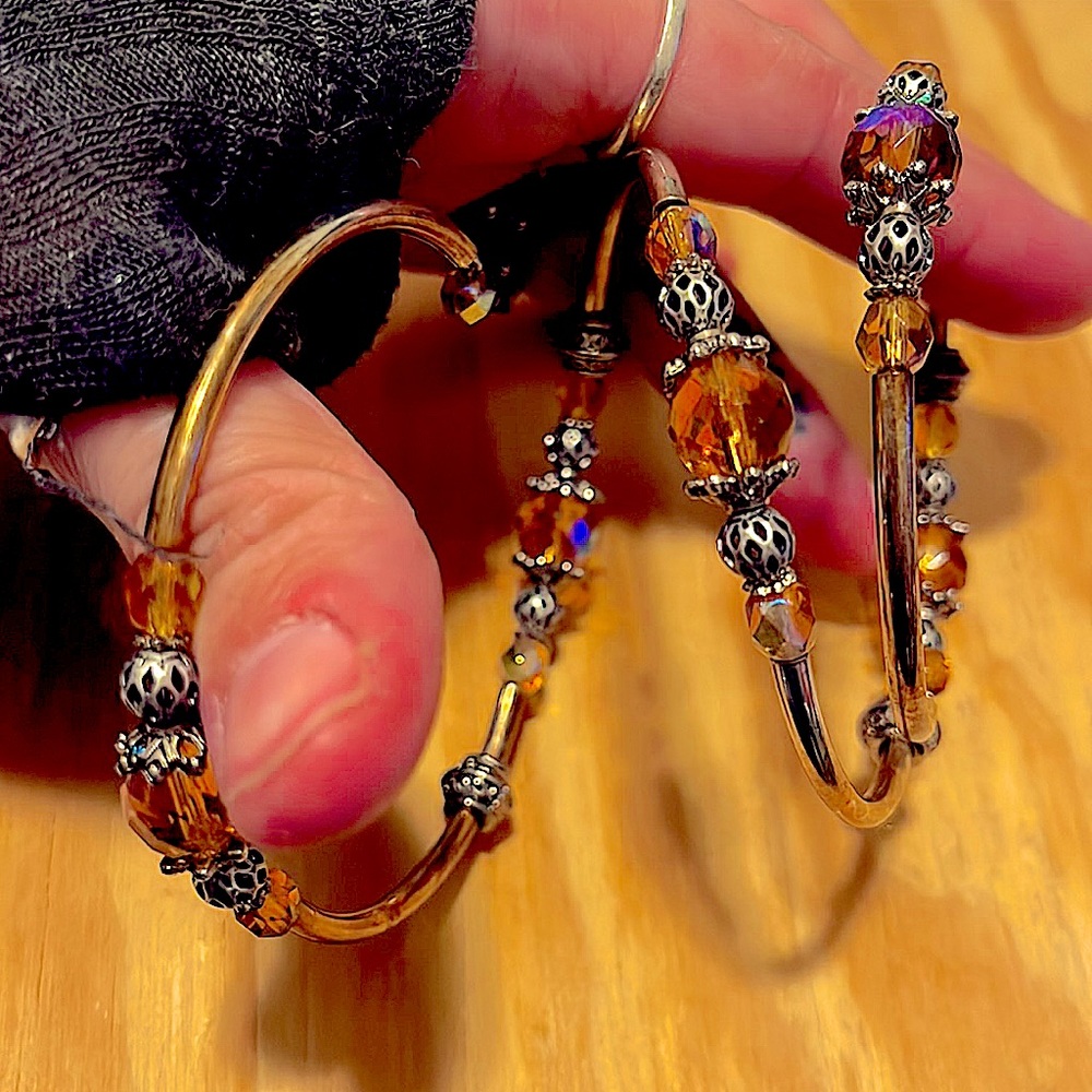 🍒 BOGO 🍒 🎉HP!!🎉 Vintage Glass Rainbow Hue & Amber Prism Bead Wrap Bracelet